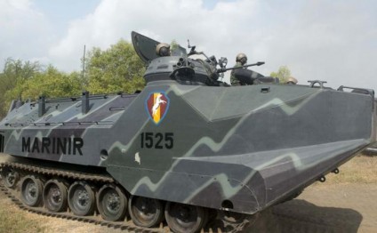 Daha bir ölkə Rusiya sərhədinə qoşun yeridir