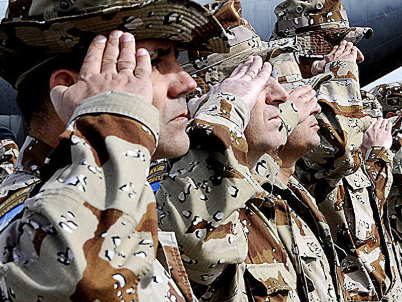 İspaniya Latviyaya 350 hərbçi və tanklar göndərəcək