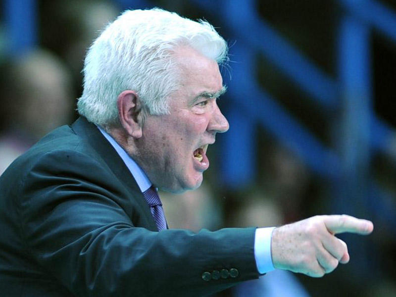 Əfsanəvi məşqçi Azərbaycan klublarına 