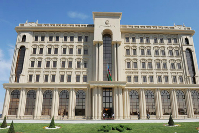 1446 əcnəbi Azərbaycandan çıxarılıb