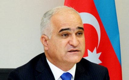 Şahin Mustafayev İrana gedir