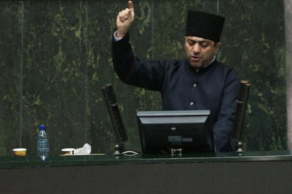 İran parlamentində sensasiyalı çağırış: 