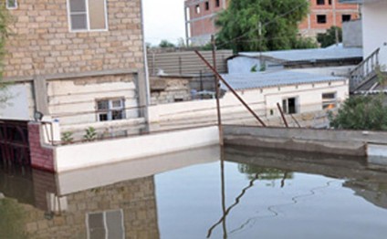 FHN Abşeronda 12 nəfəri xilas etdi