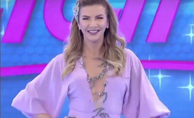 İvana Sert geyimi ilə gündəm oldu - video