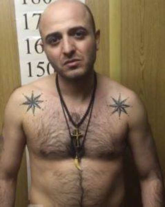 “Vor-zakon” məscidə basqın etdi... - FOTO-VİDEO