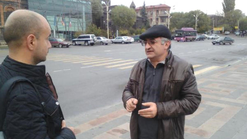 Məşhur erməni Azərbaycan muzeyinə gəldi və vətəndaşlarımızla görüşdü - ŞOK TƏFƏRRÜAT