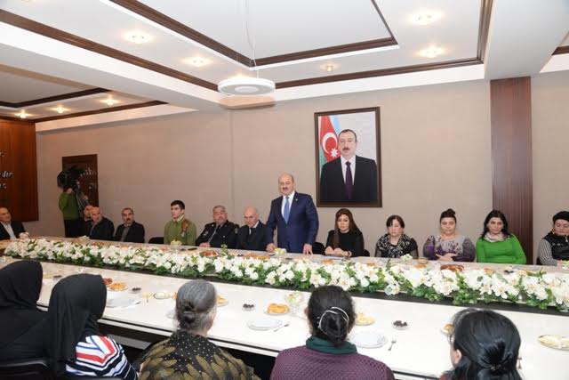 Nəsimi rayonunda Xocalı sakinləri ilə görüş keçirilib