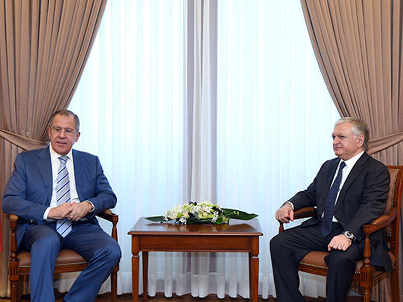 Lavrov erməni həmkarını təltif etdi - 