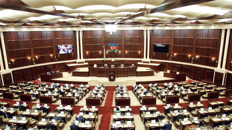 Milli Məclis Xocalı soyqırımı ilə bağlı qərar qəbul etdi – YENİLƏNDİ