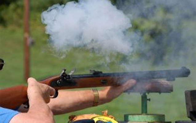 Ov edərkən özünü güllələdi