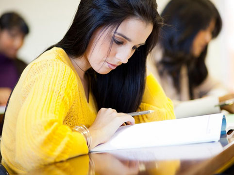 70 min gəncin imtahan pulunu dövlət verəcək