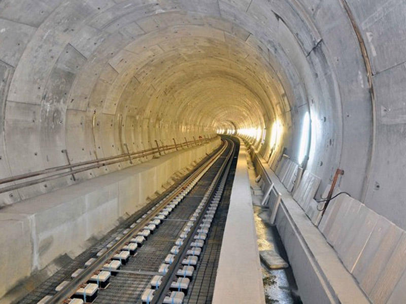 Moskvada tunel çökdü - Ölən var