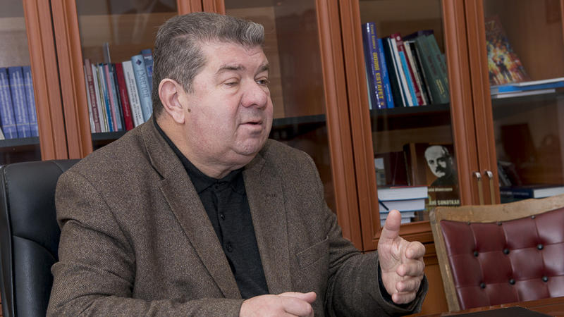 Nizaməddin Şəmsizadə: “Şah İsmayıl Xətainin damarlarından xristian qanı axırdı” – MÜSAHİBƏ