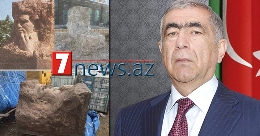 Müşfiqin heykəlini sökən 