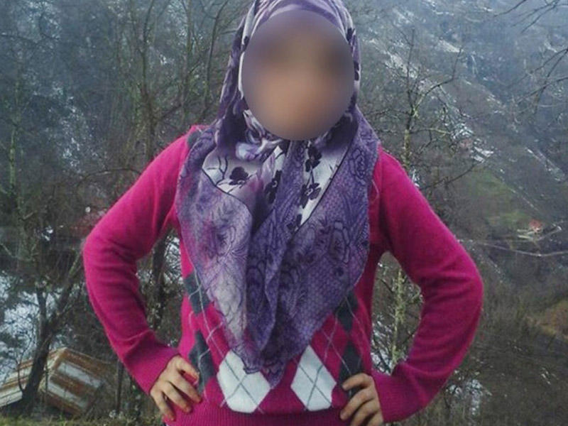 4 kəndli əqli çatışmazlığı olan qızı 3 il boyunca müxtəlif məkanlarda zorladı - FOTO