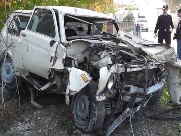 Azərbaycanda 15 yaşlı uşaq maşın sürdü, nənəsi ilə birgə öldü
