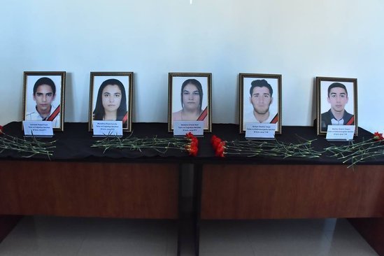 Faciəvi qəzada ölən tələbələr dəfn olundu