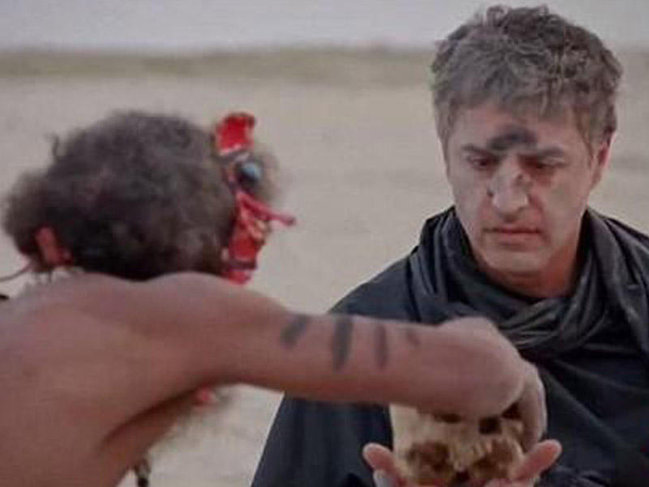 Dünyanı dəhşətə gətirən kadrlar - Meyitlərlə cinsi əlaqədə oldular - VİDEO