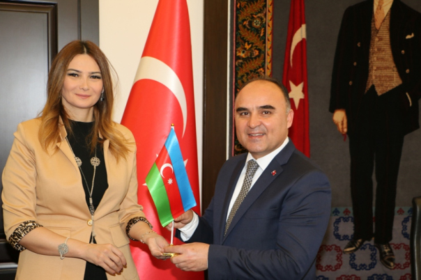 Millət vəkili Q.Paşayevanın İspartada Qarabağla bağlı tədbirlərin artması təklifi vali və Türk Ocakları tərəfindən dəstəklənib.