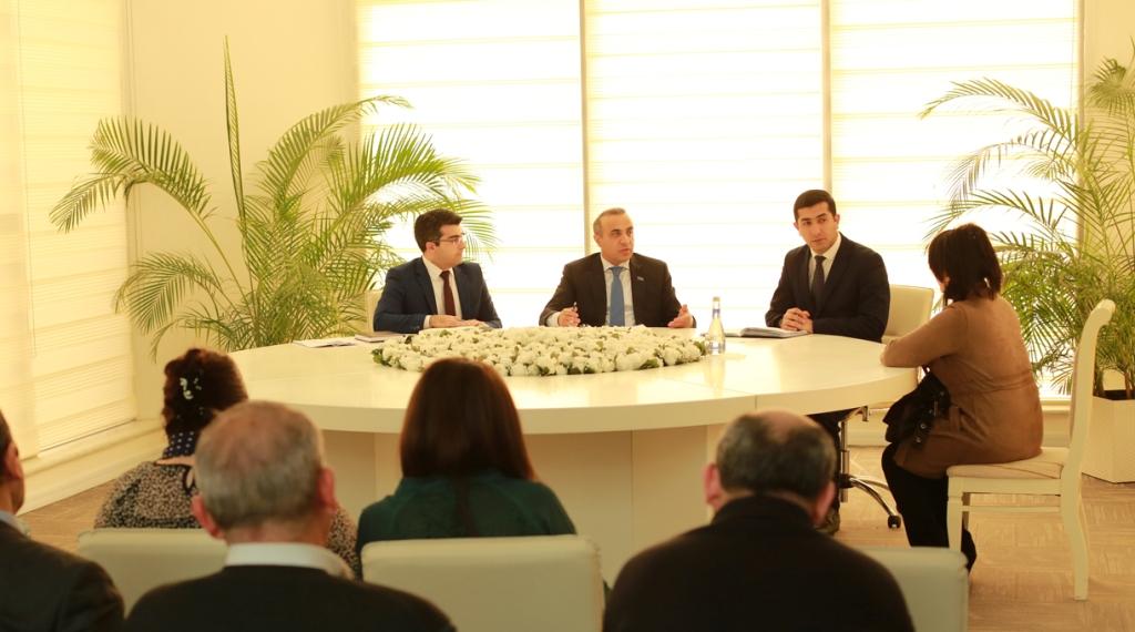 Azay Quliyev seçiciləri ilə növbəti görüşünü keçirib