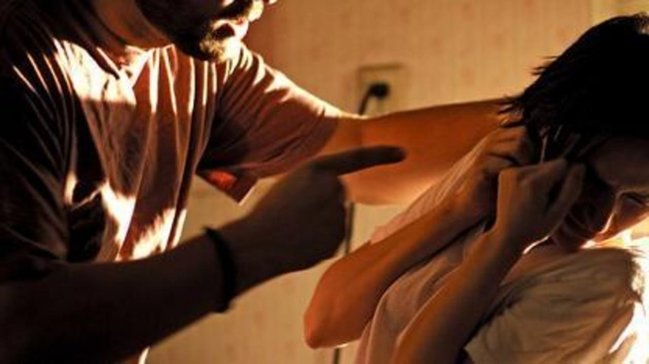 Bakıda ŞOK HADİSƏ: Kişi bir evdə bir-birindən xəbərsiz iki arvad saxlayır