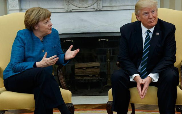 Merkel ABŞ-da pərt oldu - Tramp onun əlini geri çevirdi + Video