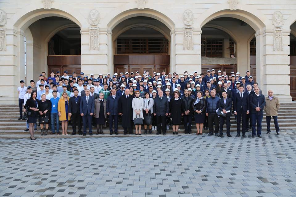 Gəncə şəhər İcra Hakimiyyətinin başçısı MDB-nin nümayəndə heyəti ilə görüşüb