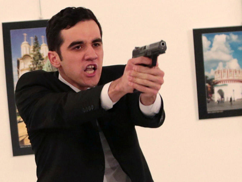 Öldürüldükdən sonra bankda adına hesab açıldı - Karlovun qatili 