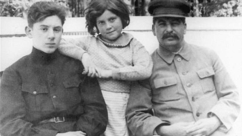 Stalinin əsir düşən oğlu Yakov Cuqaşvili - Səddam Hüseynin atasıdırmı? - FOTOLAR