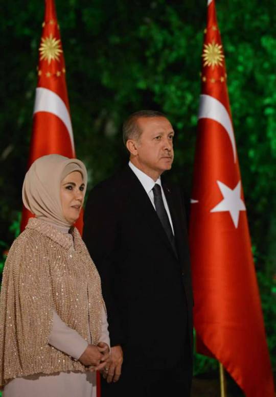 Ərdoğanın toy dəvətnaməsi satışa çıxarılıb - FOTO