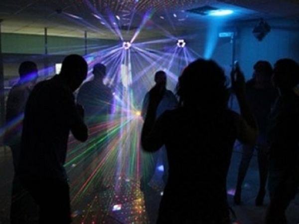 Bakıda gecə klubunda QƏTL: Başından vuruldu