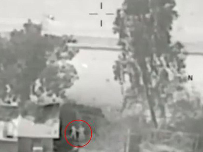 Dəhşətli görüntülər: İŞİD uşaqdan qalxan kimi istifadə etdi - VİDEO