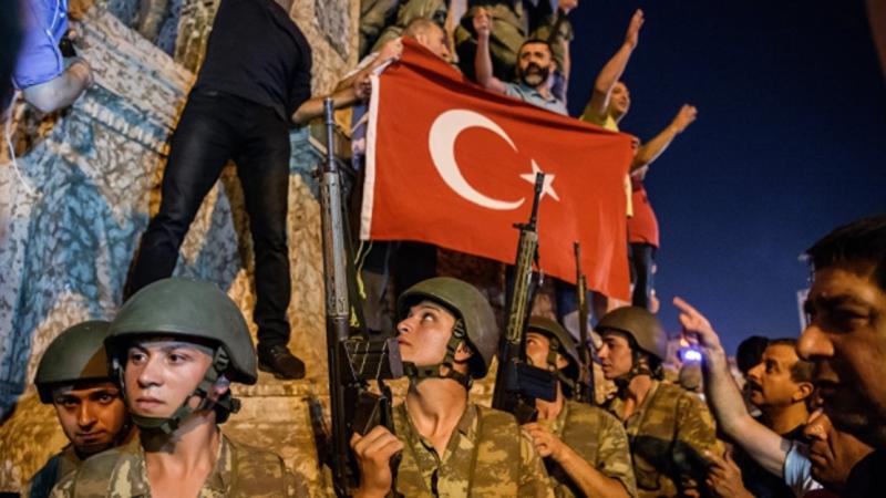 Qiyamın baş memarı ABŞ-ın İstanbuldakı konsulluğunda gizlədilir? – ŞOK İDDİA