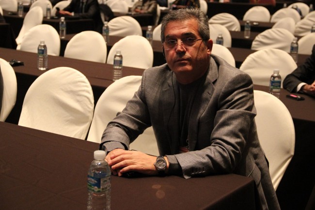 İcra başçısının yaxın adamı əlil qadının başına oyun açır - Prezidentə müraciət