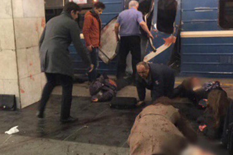 Sankt-Peterburq metrosu belə partladıldı — dəhşətli görüntülər + VİDEO