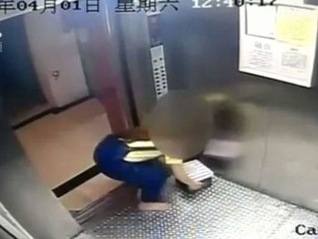 15 yaşlı qız doğduğu uşağı görün hara atdı - DƏHŞƏTLİ VİDEO