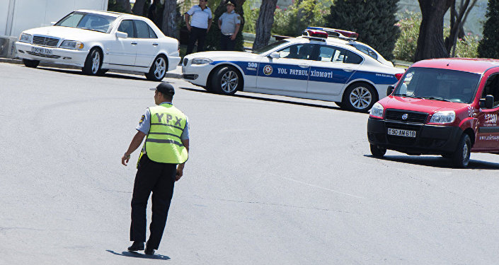 “Azəravtoyol”dan bitməyən təmirə bəraət: “Hərəkətə mane yoxdursa, bu, sizi niyə narahat edir?”