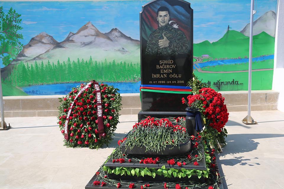 Binəqədi rayonunun şəhidi Emin Bağırovun il mərasimi keçirilmişdir.