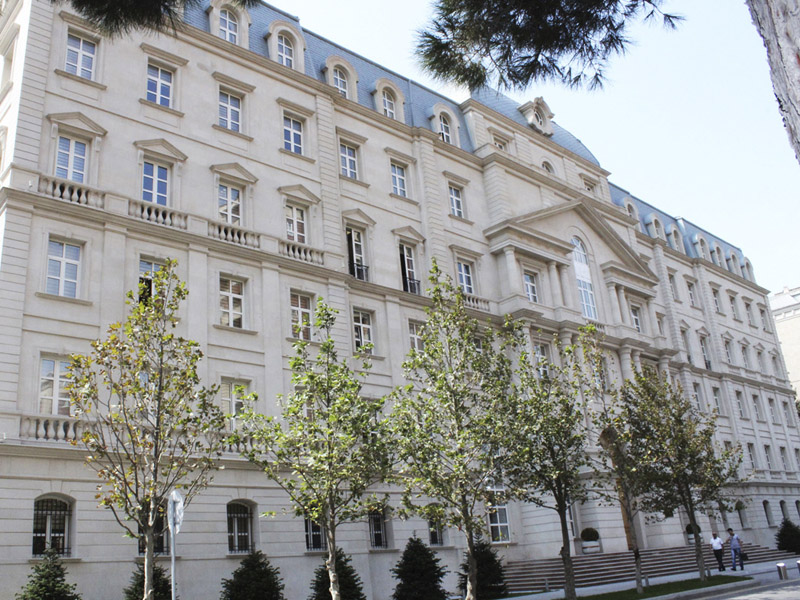 Nazirlikdən tələbə təqaüdləri ilə bağlı AÇIQLAMA