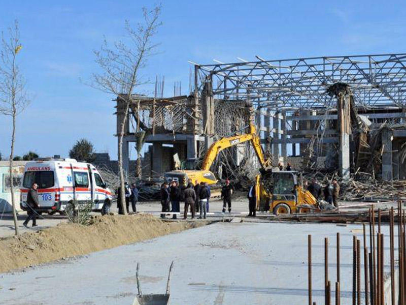 Bakıda ölümlə nəticələnən uçqunla bağlı Baş Prokurorluqdan AÇIQLAMA - VİDEO