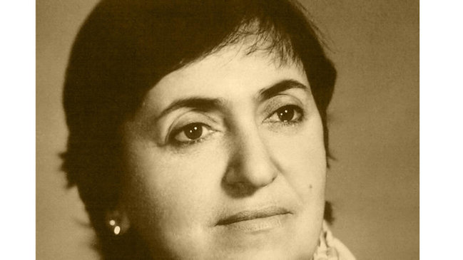 Görkəmli oftalmoloq alim Zərifə Əliyevanın xatirəsini anma günüdür