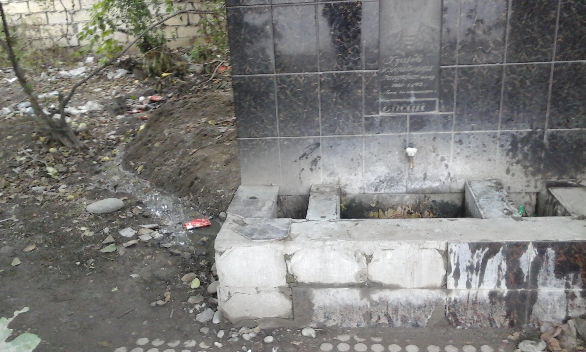 İcra Hakimiyyətindən şəhid bulağı ilə bağlı açıqlama: “O şəhid göbələk deyil,  yerdən çıxmayıb ki…”