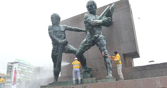 Ankaranın simvolu sökülür?-