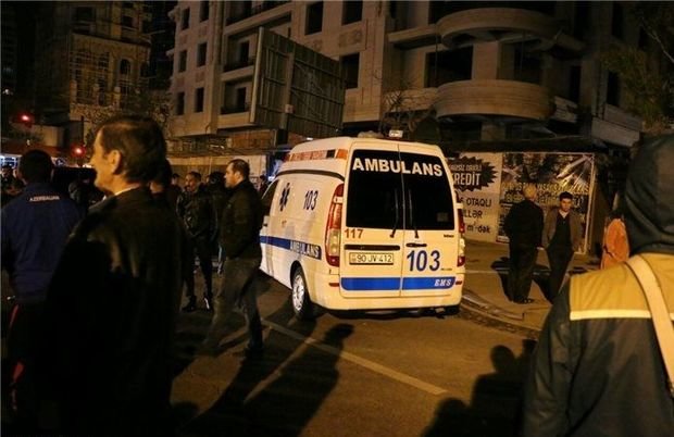 Bakıda gecə evsiz qalan sakinlər yolları bağladılar – VİDEO