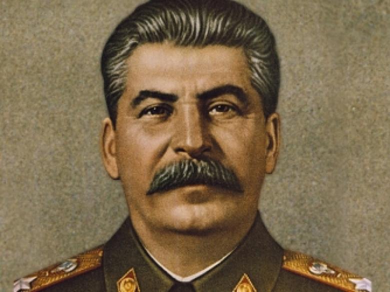Stalin niyə müsəlmanların əlifbasını dəyişdi?