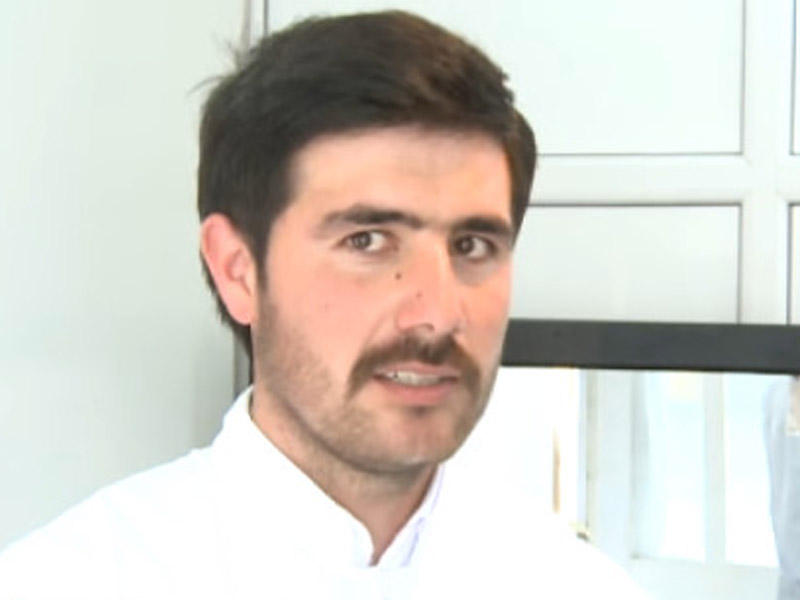  Azərbaycanda xeyirxah bərbər - Şəhid ailələrinə pulsuz xidmət göstərir - VİDEO