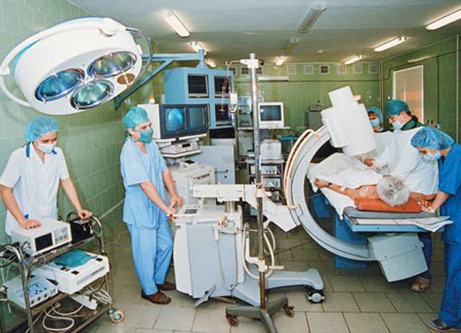 Qısqanc qadın ona xəyanət edən ərini kişilikdən məhrum etdi (+18 FOTOLAR)