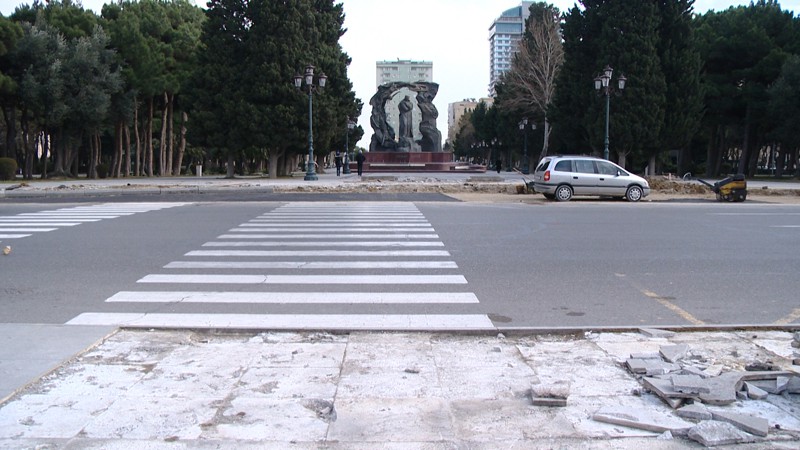 Piyada keçidi ilə bağlı qayda: Onu pozan sürücüyə 100, piyadaya 50 manat cərimə...