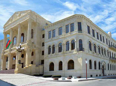 Bakıda dustağın intiharına görə nəzarətçi və dəstə rəisi işdən çıxarıldı