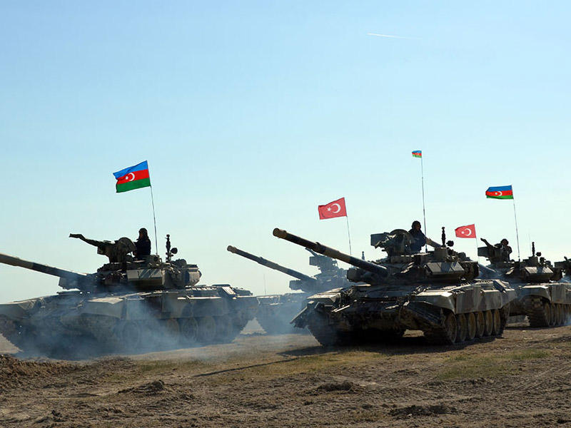 Azərbaycan və Türkiyə silahlı bölmələrinin təlimlərindən yeni görüntülər - VİDEO